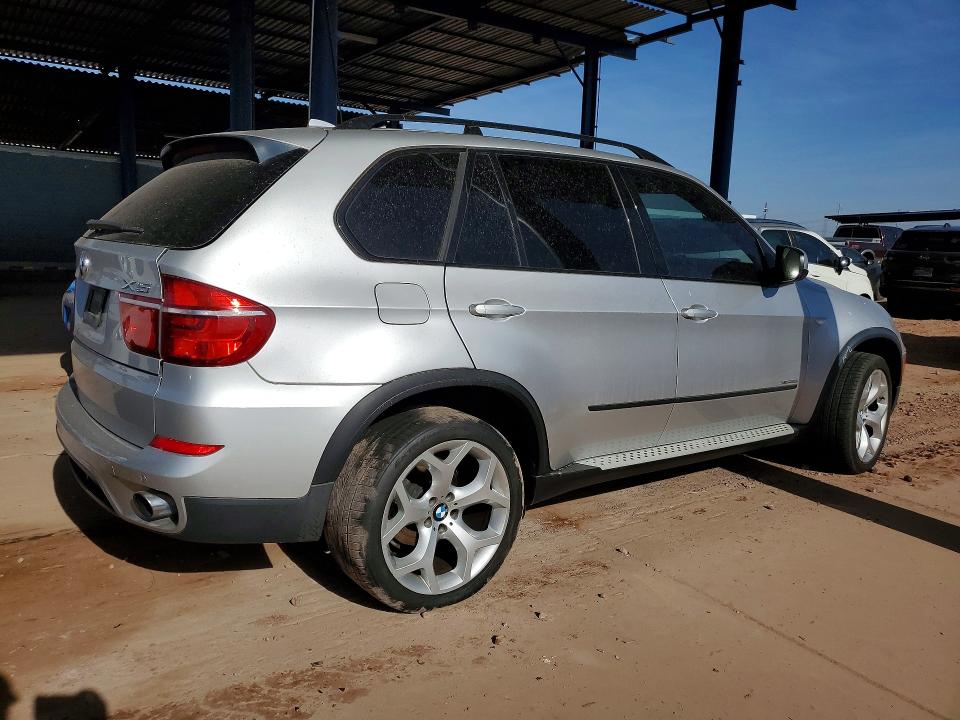 2013 BMW X5 VIN 5UXZV4C59D0E02713 COPART salvage auction — MINOR DENT/SCRATCHES, Az - Certificate Of Title, sold $2,850 on 2026-09-01 (photo 3)