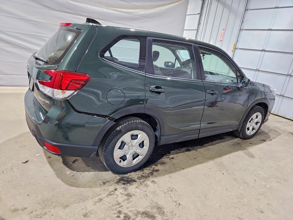 2024 Subaru Forester VIN JF2SKAAC8RH442784 COPART salvage auction — REAR END, Nh - Cert Of Title-Salvage, sold $5,500 on 2026-07-07 (photo 3)