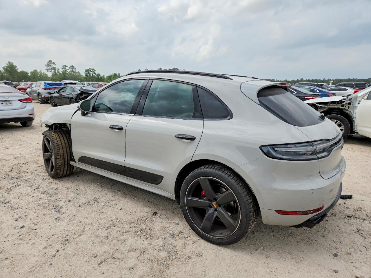 2021 Porsche Macan VIN WP1AG2A57MLB50678 COPART salvage auction — Front End, TX - SALVAGE VEHICLE TITLE, sold $27,250 on 2026-07-07 (photo 2)