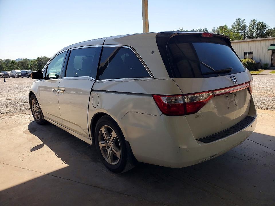 2013 Honda Odyssey VIN 5FNRL5H90DB008959 COPART salvage auction — MECHANICAL, Al - Certificate Of Title, sold $950 on 2026-07-09 (photo 2)
