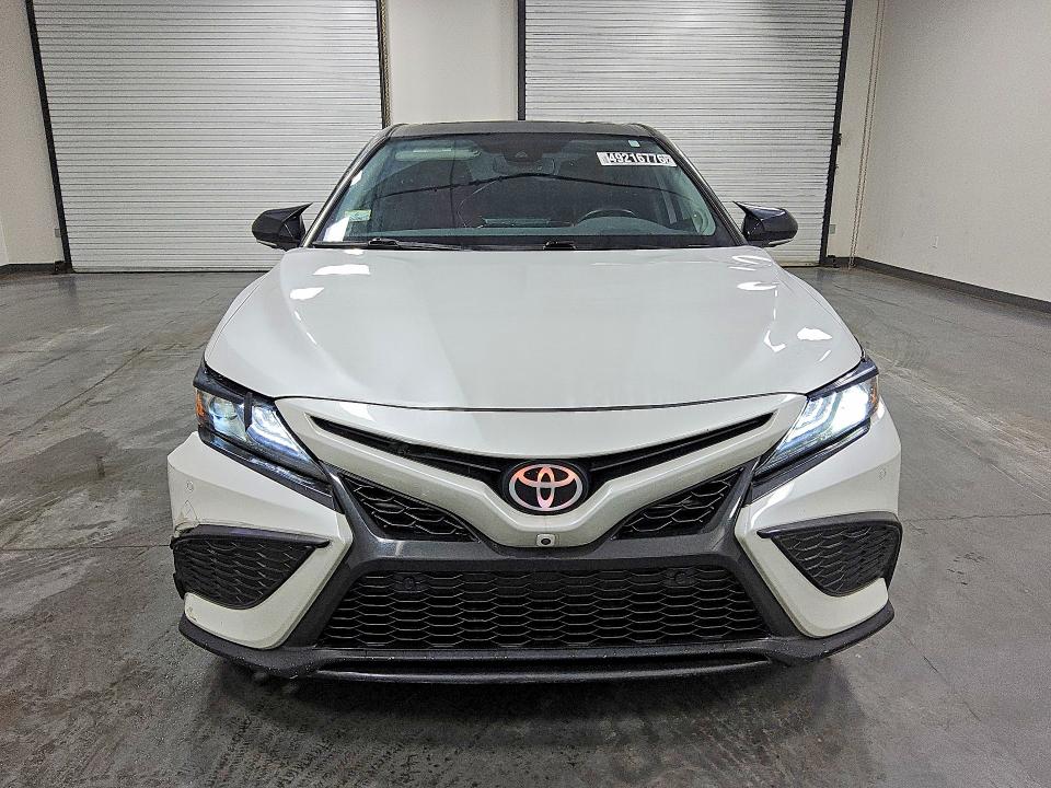2022 Toyota Camry VIN 4T1K31AK9NU596775 COPART salvage auction — FRONT END, Ma - Certificate Of Title, sold $12,000 on 2026-07-02 (photo 5)