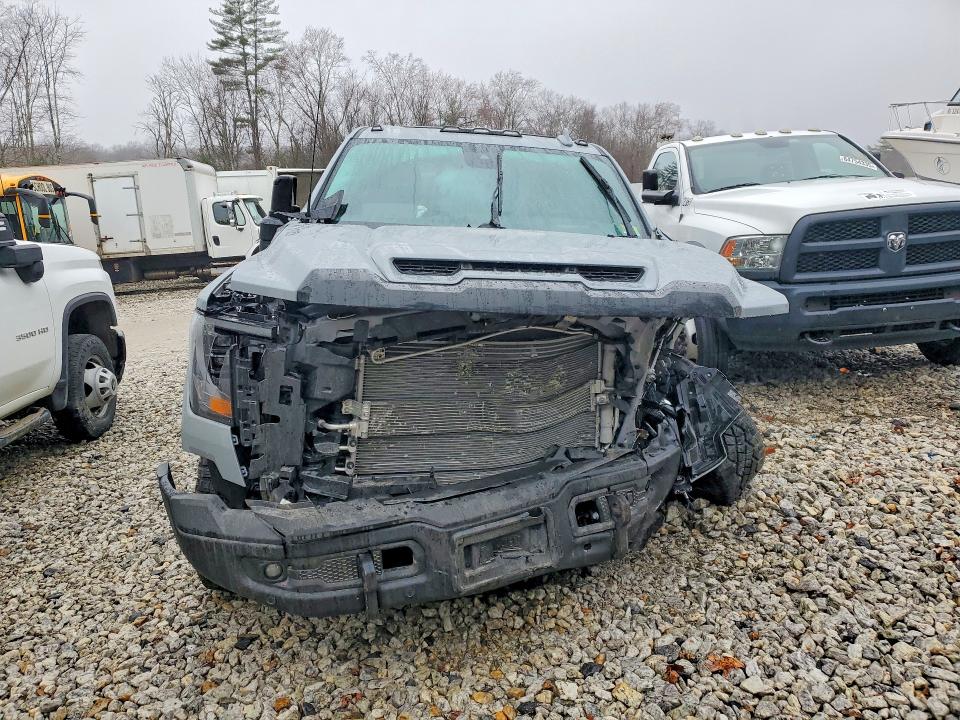 2024 Gmc VIN 1GT49ZEY7RF381978 COPART salvage auction — FRONT END, Vt - Cert Of Title-Salvage Vehicle, sold $22,500 on 2026-07-21 (photo 5)