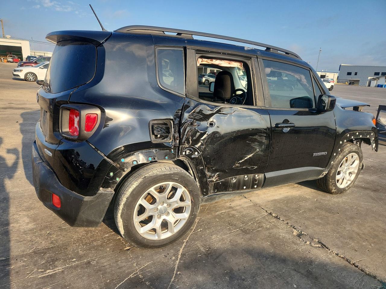 2015 Jeep Renegade VIN ZACCJABT7FPC27325 COPART salvage auction — Front End, TX - SALVAGE VEHICLE TITLE, sold $275 on 2026-07-09 (photo 3)