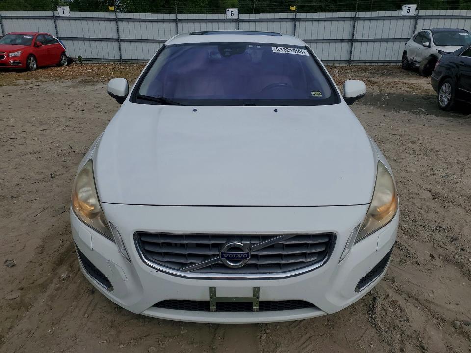 2013 Volvo S60 VIN YV1612FS1D1226585 COPART salvage auction — REAR END, ID - CERTIFICATE OF TITLE, sold $425 on 2026-08-11 (photo 5)
