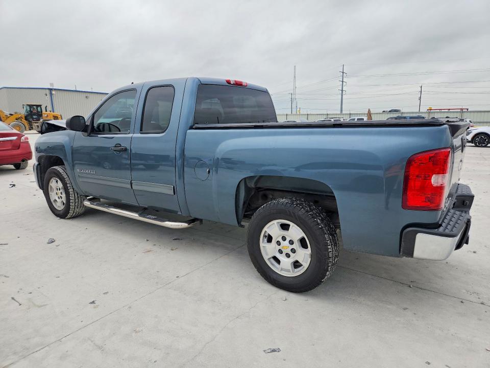 2011 Chevrolet Silverado VIN 1GCRCSE02BZ281140 COPART salvage auction — FRONT END, Tx - Salvage Vehicle Title, sold $1,900 on 2026-07-02 (photo 2)