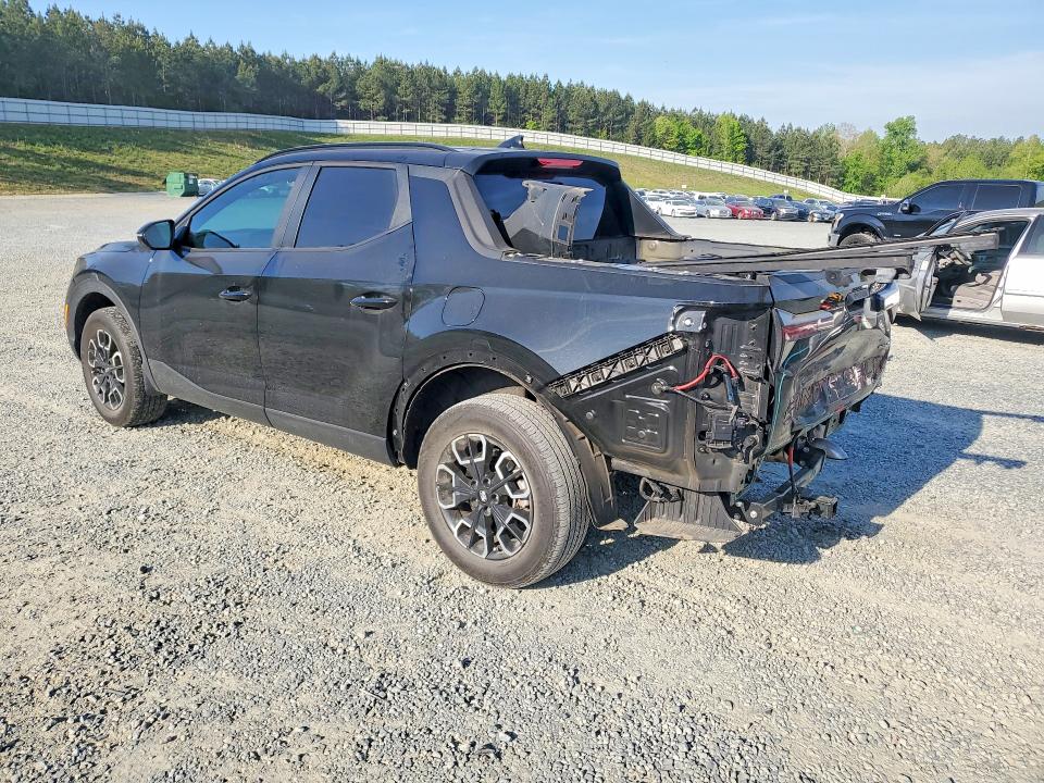2023 Hyundai Santa cruz VIN 5NTJDDAF8PH062389 COPART salvage auction — REAR END, NC - SALVAGE CERTIFICATE OF TITLE, sold $5,400 on 2026-07-23 (photo 2)