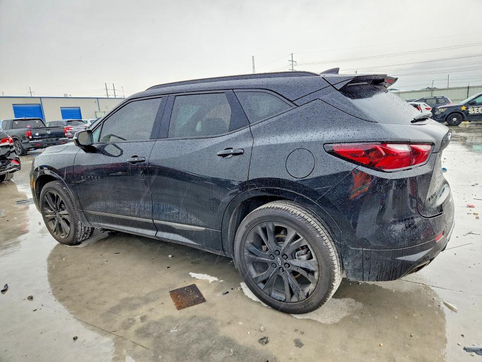 2022 Chevrolet VIN 3GNKBERS1NS146886 COPART salvage auction — WATER/FLOOD, Tx - Salvage Title-Flood Damage, sold $7,900 on 2026-07-02 (photo 2)