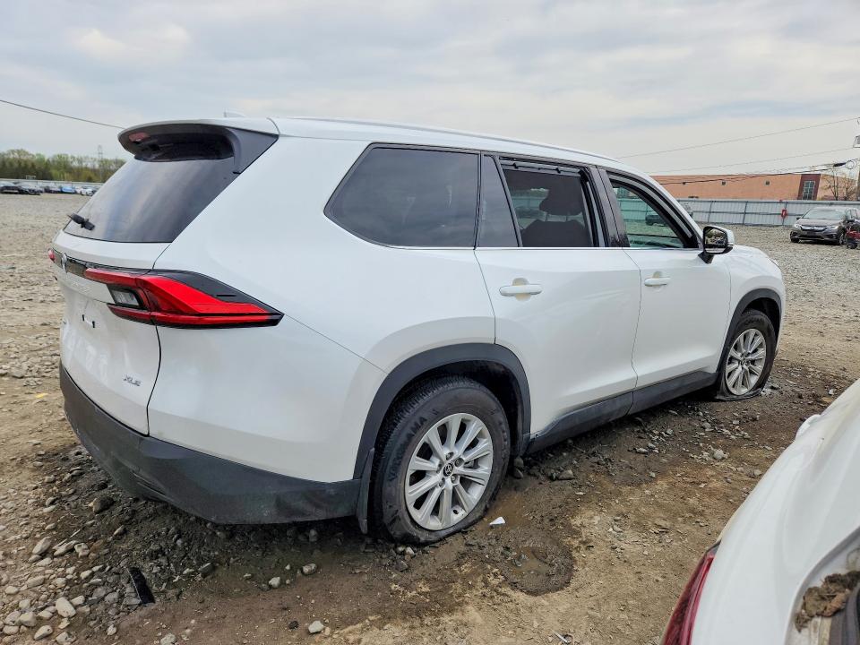 2024 Toyota Highlander VIN 5TDAAAB52RS052773 COPART salvage auction — REAR END, MD - CERT OF SALVAGE-RECOVERED STOL, sold $20,300 on 2026-07-06 (photo 3)