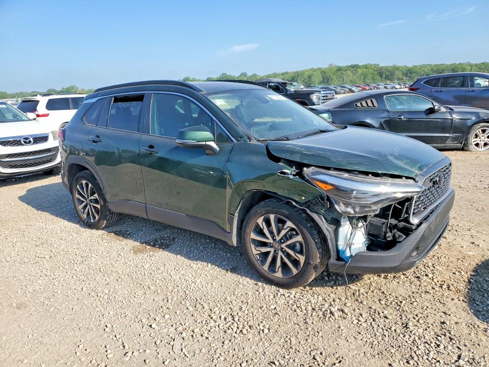 2022 Toyota Corolla cross VIN 7MUDAABG3NV002706 COPART salvage auction — SIDE, KS - CERT OF TITLE-SALVAGE, sold $7,000 on 2026-07-14 (photo 4)