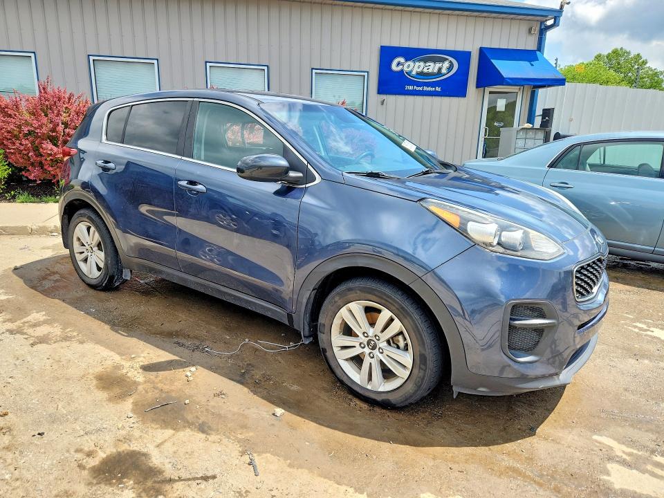 2017 Kia Sportage VIN KNDPM3AC7H7177094 COPART salvage auction — SIDE, Ky - Bill Of Sale/Part Only/No Titl, sold $1,850 on 2026-07-02 (photo 4)