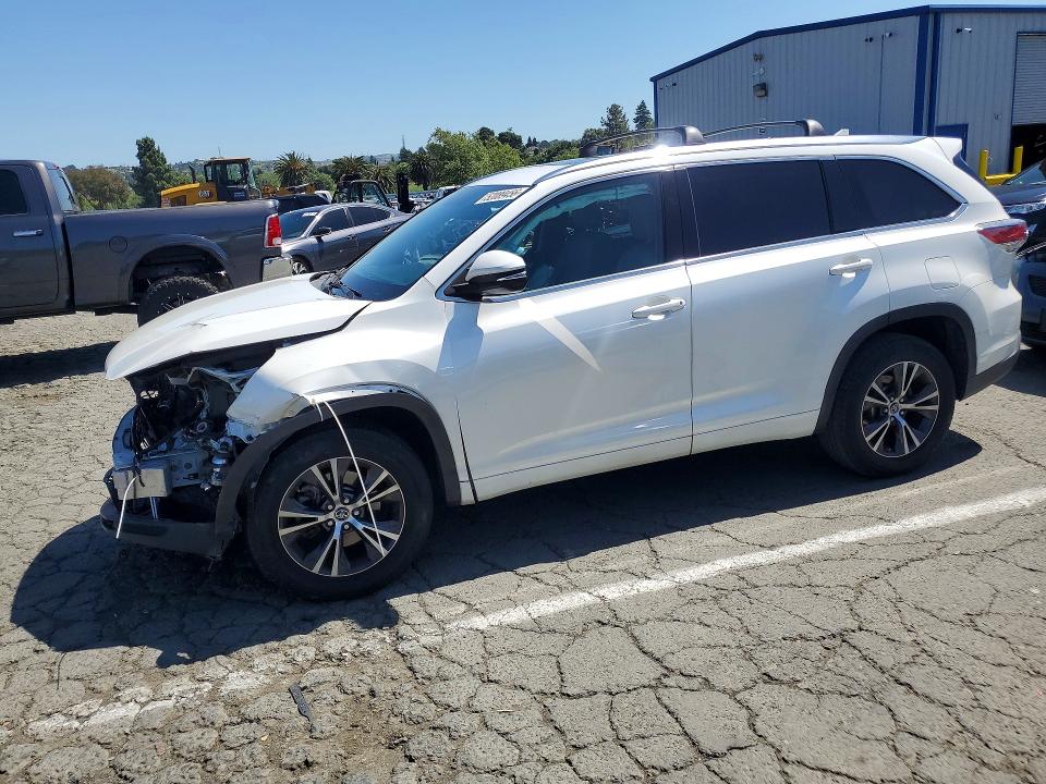 2016 Toyota Highlander VIN 5TDKKRFH3GS163656 COPART salvage auction — FRONT END, Ca - Salvage Certificate, sold $5,800 on 2026-07-06 (photo 1)