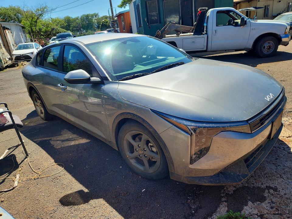 2025 Kia K4 VIN 3KPFT4DE1SE093734 COPART salvage auction — WATER/FLOOD, HI - CERTIFICATE OF SALVAGE, sold $6,400 on 2026-07-27 (photo 4)