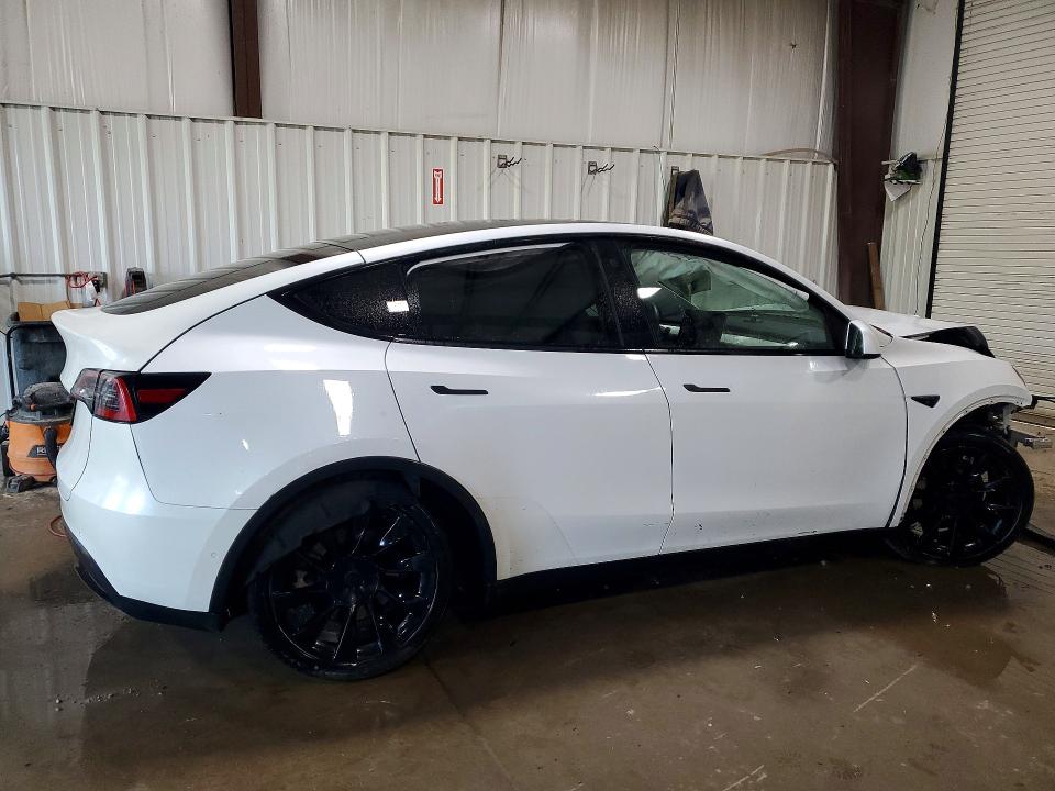 2021 Tesla Model y VIN 5YJYGDEE5MF187155 COPART salvage auction — FRONT END, PA - CERTIFICATE OF SALVAGE, sold $5,600 on 2026-07-15 (photo 3)