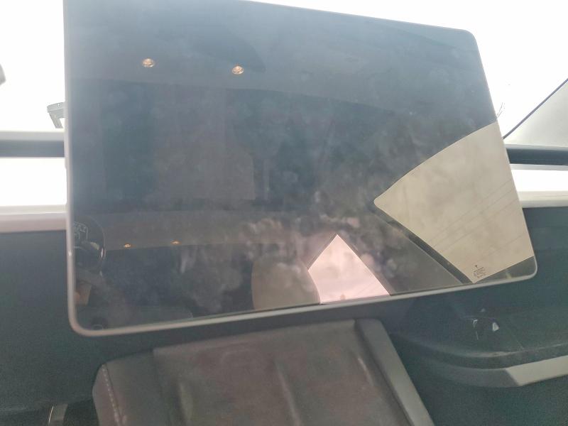 2022 Tesla Model 3 VIN 5YJ3E1EAXNF345101 COPART salvage auction — FRONT END, Tx - Salvage Vehicle Title, sold $175 on 2026-07-31 (photo 9)
