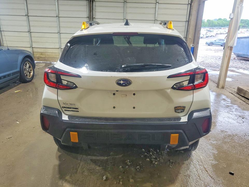 2024 Subaru Xv VIN 4S4GUHU60R3769802 COPART salvage auction — SIDE, Tn - Salvage Certificate, sold $2,500 on 2026-07-21 (photo 6)