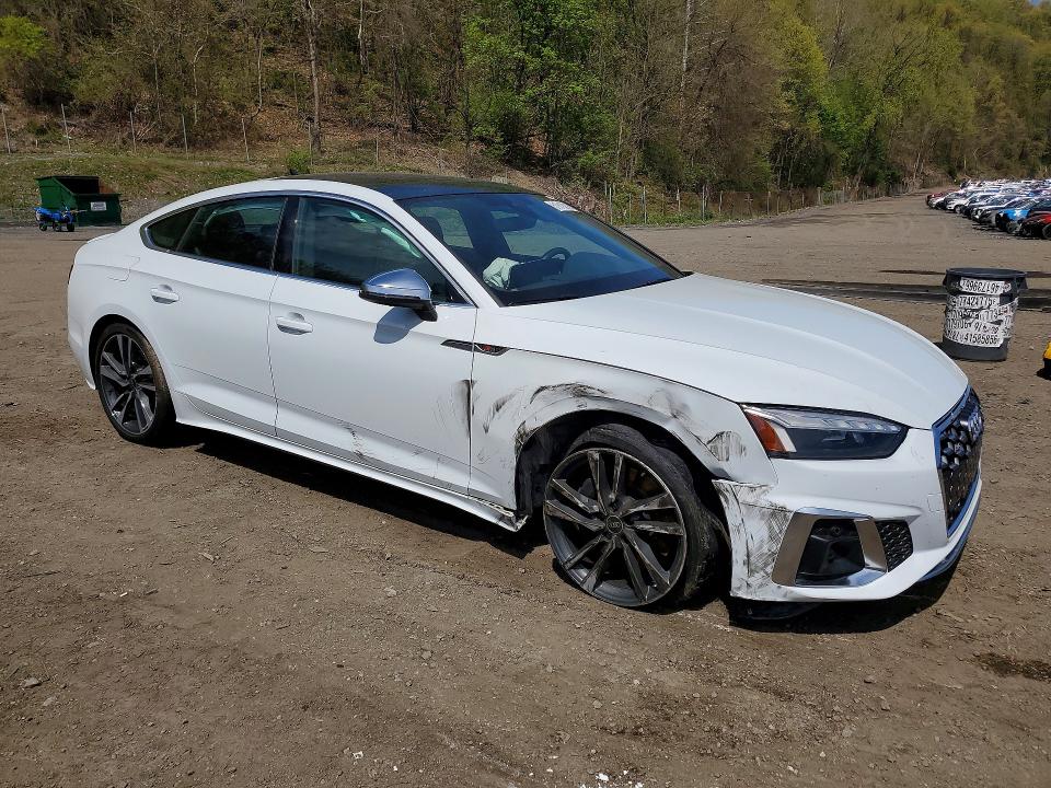 2025 Audi Rs5 VIN WAUC4CF51SA011444 COPART salvage auction — FRONT END, NY, sold $17,000 on 2026-07-14 (photo 4)
