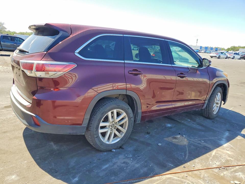 2016 Toyota Highlander VIN 5TDZARFH0GS018706 COPART salvage auction — MINOR DENT/SCRATCHES, Mt - Dealer Only Clean Title (P), sold $10,400 on 2026-07-28 (photo 3)