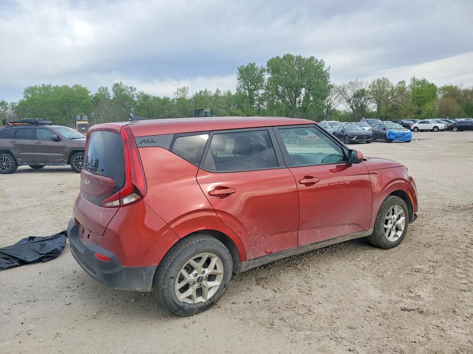 2022 Kia Soul VIN KNDJ23AU9N7821808 COPART salvage auction — REAR END, Ia - Cert Of Title-Salvage Title, sold $1,550 on 2026-07-31 (photo 3)
