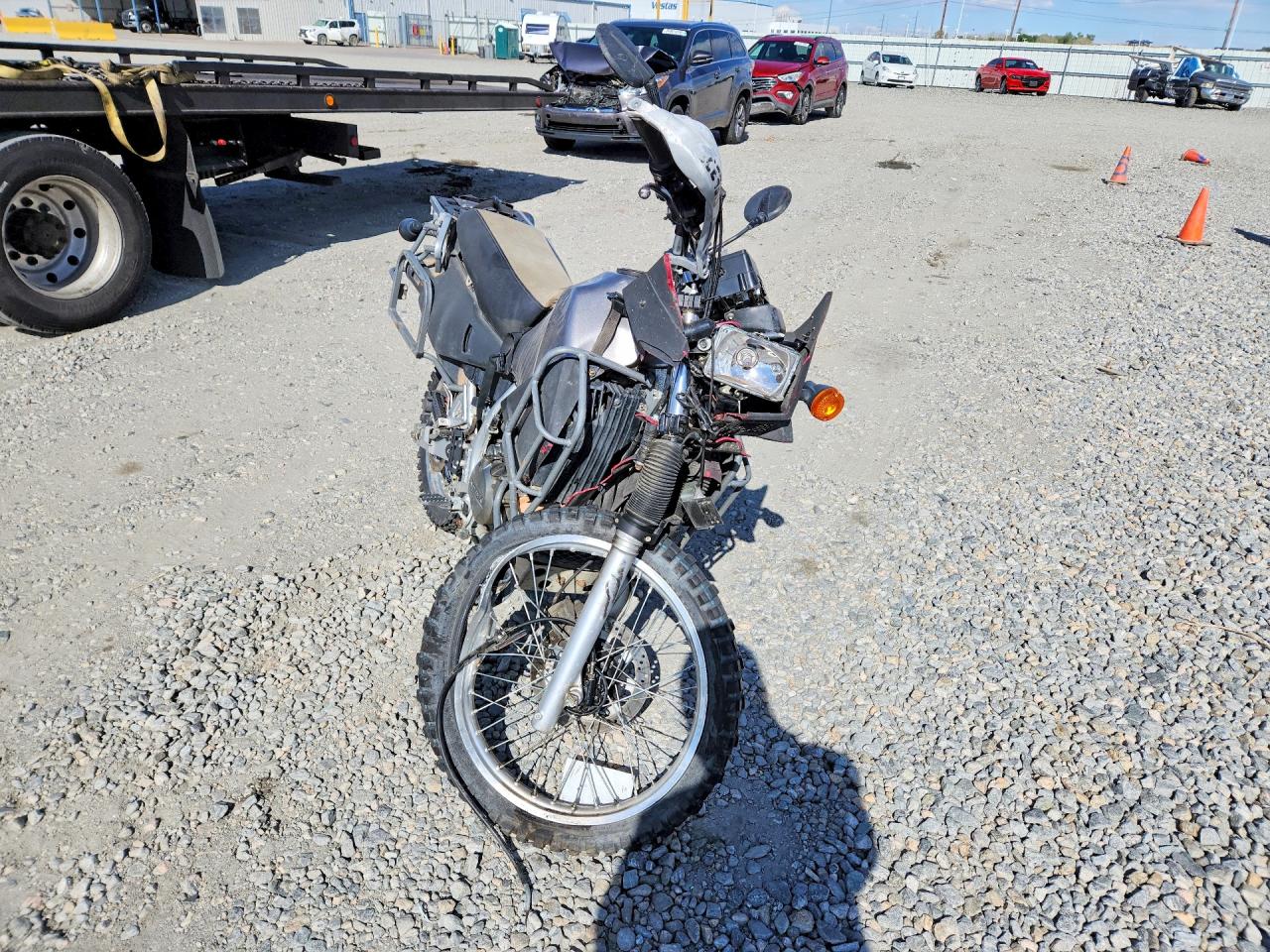 2006 Kawasaki KL650 VIN JKAKLEA1X6DA20615 COPART salvage auction — Front End, CO - PUBLIC - SALVAGE TITLE, sold $150 on 2026-07-02 (photo 2)