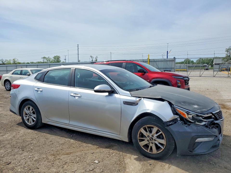 2019 Kia Optima VIN 5XXGT4L3XKG275816 COPART salvage auction — FRONT END, Ia - Salvage W/Salvage History, sold $1,500 on 2026-07-06 (photo 4)