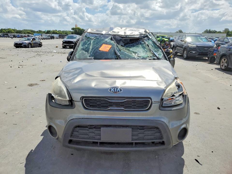 2013 Kia Soul VIN KNDJT2A59D7588088 COPART salvage auction — ROLLOVER, FL - CERT OF TITLE SLVG REBUILDABLE, sold $675 on 2026-07-27 (photo 5)