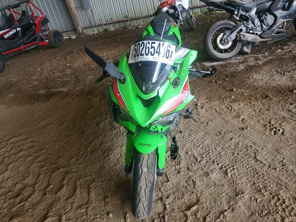 2024 Kawasaki Zx VIN JKBZXJJ14RA001312 COPART salvage auction — SIDE, TX - SALVAGE VEHICLE TITLE, sold $4,150 on 2026-07-02 (photo 2)