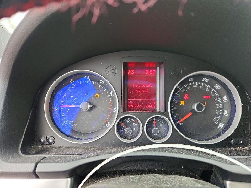 2009 Volkswagen Gti VIN WVWGV71K99W104117 COPART salvage auction — MINOR DENT/SCRATCHES, ME - CERTIFICATE OF TITLE, sold $1,150 on 2026-07-02 (photo 9)