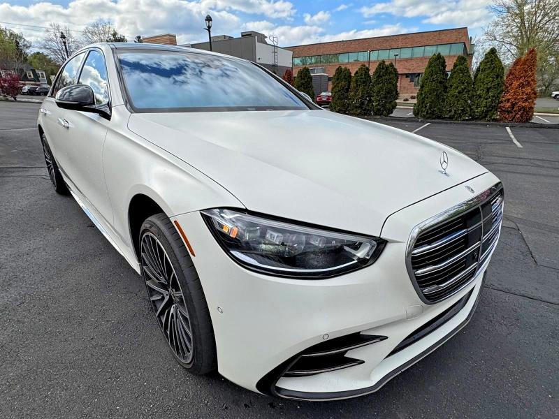 2023 Mercedes-benz S class VIN W1K6G7GB7PA182621 COPART salvage auction — MINOR DENT/SCRATCHES, Wv - Certificate Of Title, sold $51,000 on 2026-07-27 (photo 4)
