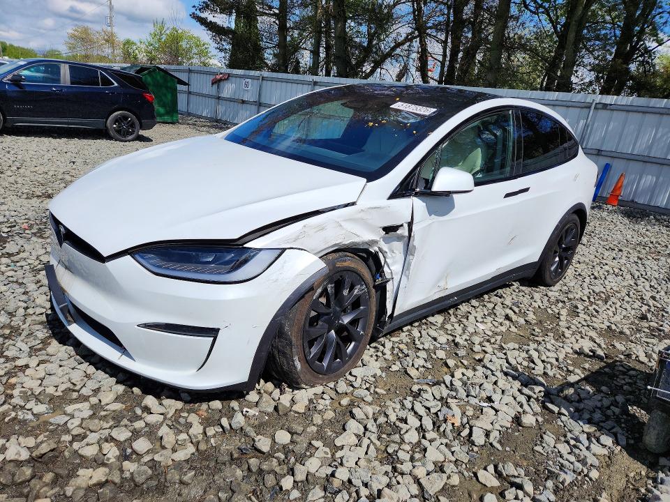 2023 Tesla Model x VIN 7SAXCBE54PF425337 COPART salvage auction — SIDE, Nj - Cert Of Title-Salvage, sold $35,500 on 2026-07-06 (photo 1)