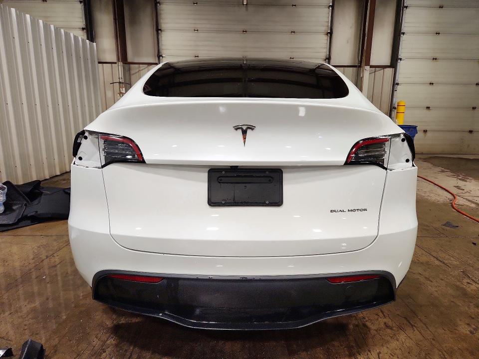 2023 Tesla Model y VIN 7SAYGAEE8PF881991 COPART salvage auction — REAR END, PA, sold $10,000 on 2026-07-28 (photo 6)