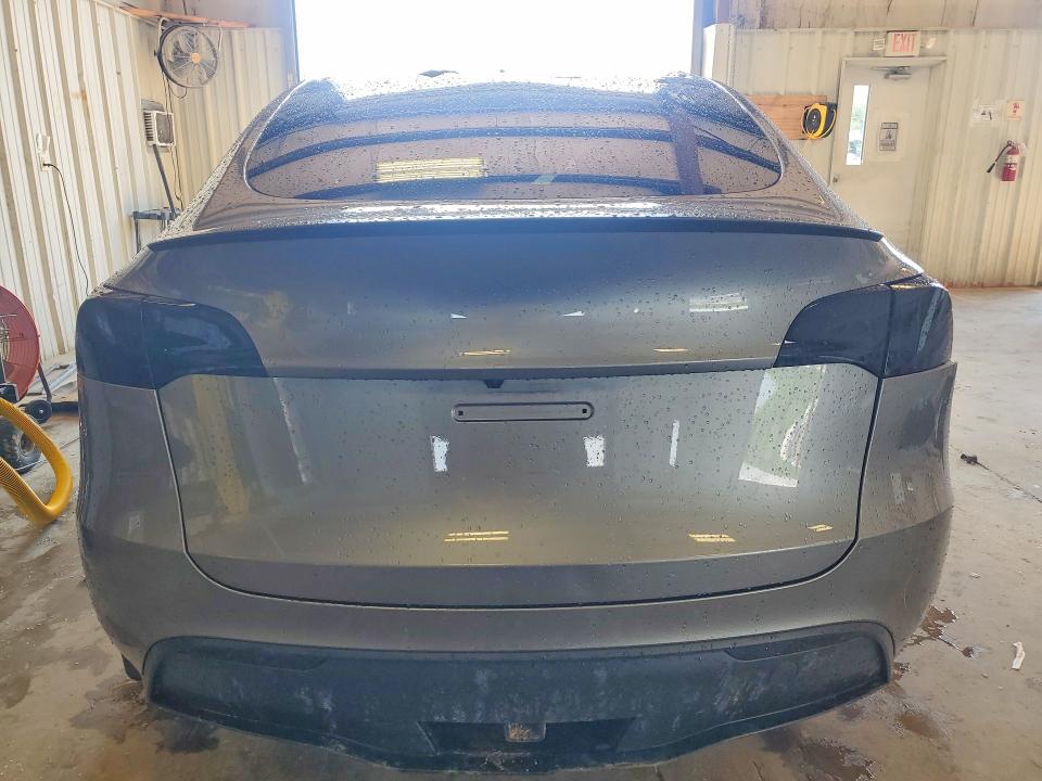 2025 Tesla Model y VIN 7SAYGDEF5SA357262 COPART salvage auction — ROOF, Ar - Cert Of Title-Salvage, sold $6,200 on 2026-07-08 (photo 6)