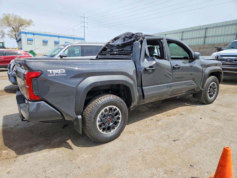 2026 Toyota Tacoma VIN 3TMLB5JN2TM239663 COPART salvage auction — ROOF, Nm - Cert Of Title-Salvage, sold $225 on 2026-07-09 (photo 3)