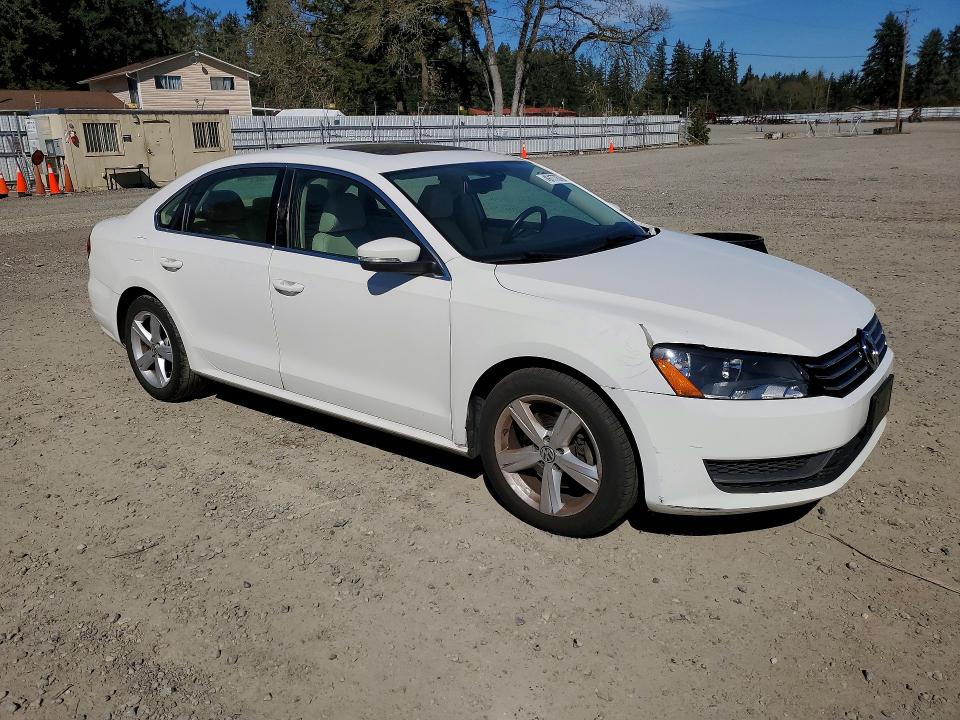 2013 Volkswagen Passat VIN 1VWBH7A36DC088489 COPART salvage auction — MINOR DENT/SCRATCHES, Wa - Vehicle Cert Of Ownership-Titl, sold $525 on 2026-07-10 (photo 4)