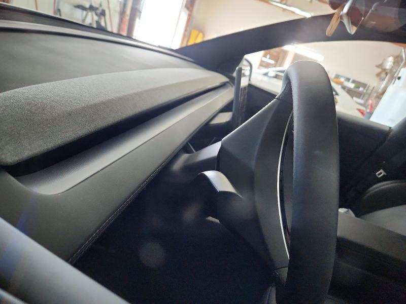 2026 Tesla Model y VIN 7SAYGDEEXTF581624 COPART salvage auction — FRONT END, IL - SALVAGE CERTIFICATE, sold $20,500 on 2026-07-06 (photo 9)