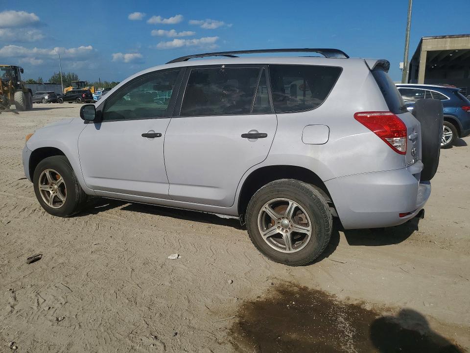 2007 Toyota Rav 4 VIN JTMZD33V076026545 COPART salvage auction — REAR END, Fl - Cert Of Title Slvg Rebuildable, sold $1,450 on 2026-07-02 (photo 2)