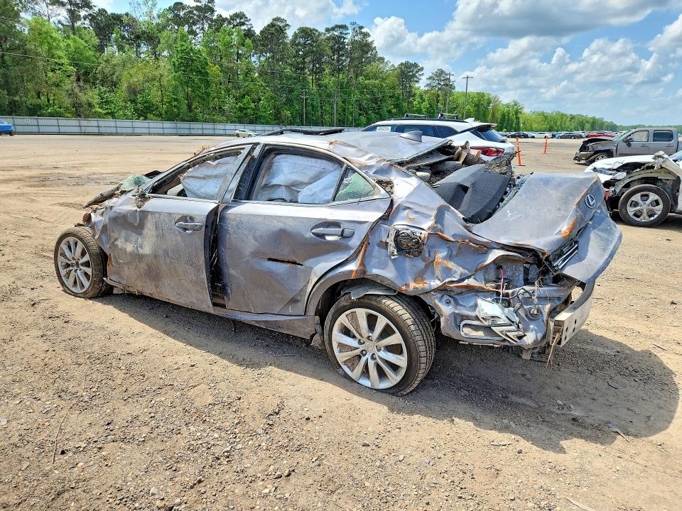 2015 Lexus Is VIN JTHBF1D26F5056415 COPART salvage auction — ROLLOVER, Id - Salvage Certificate Of Title, sold $300 on 2026-07-10 (photo 2)