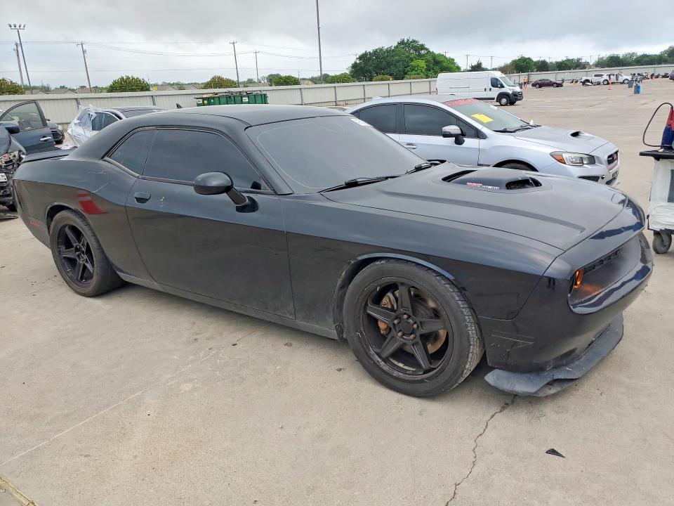 2016 Dodge Challenger VIN 2C3CDZFJ5GH124930 COPART salvage auction — VANDALISM, TX - CERTIFICATE OF TITLE, sold $9,100 on 2026-07-02 (photo 4)