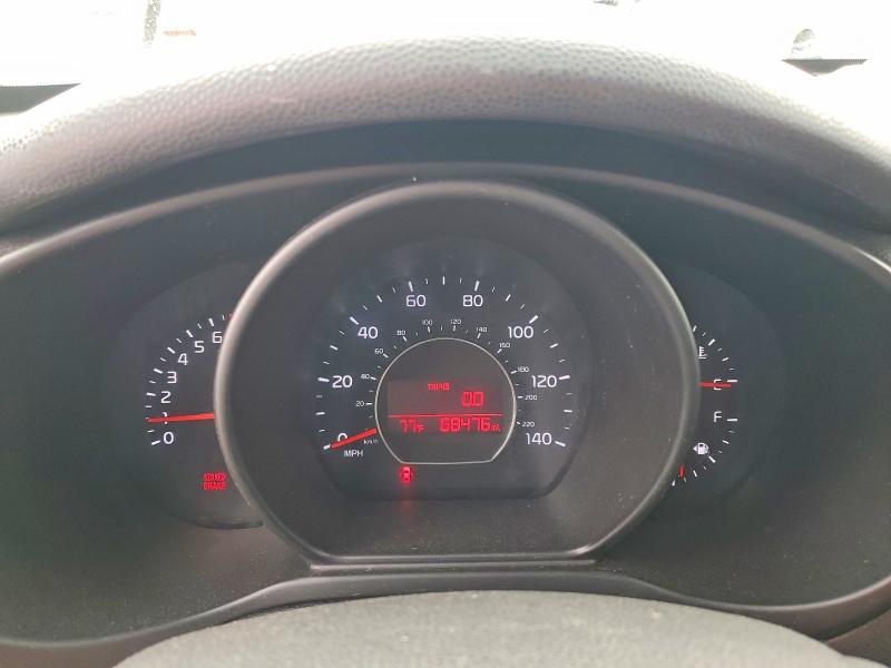 2016 Kia Soul VIN KNDJN2A2XG7313625 COPART salvage auction — MINOR DENT/SCRATCHES, Wa - Dis/Dlr/Exp Only Clean Title (P), sold $2,000 on 2026-07-28 (photo 9)
