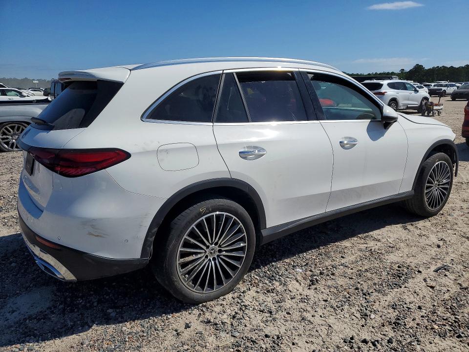 2025 Mercedes-benz VIN W1NKM4GB3SF303343 COPART salvage auction — FRONT END, Tx - Salvage Vehicle Title, sold $12,800 on 2026-07-10 (photo 3)