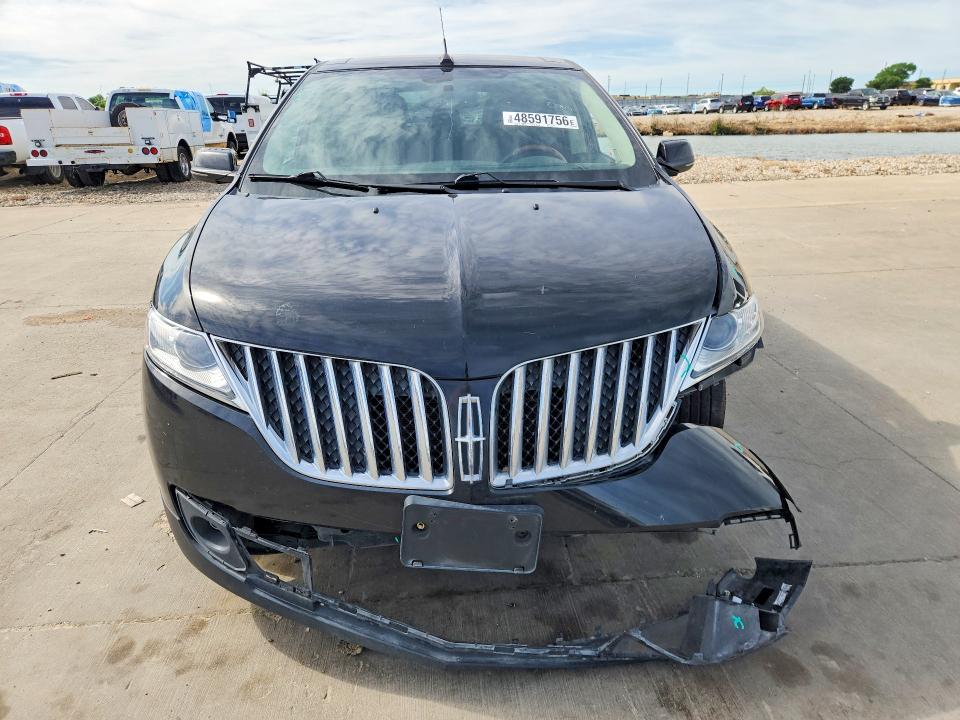 2013 Lincoln Mkx VIN 2LMDJ6JK9DBL17359 COPART salvage auction — FRONT END, Tx - Certificate Of Title, sold $775 on 2026-07-02 (photo 5)