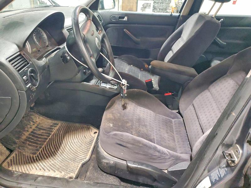2004 Volkswagen Jetta VIN 3VWSR69M44M023708 COPART salvage auction — FRONT END, Ns - Cert Of Registration, sold $175 on 2026-07-23 (photo 7)