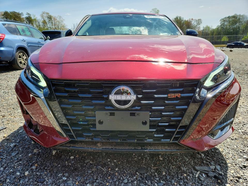 2023 Nissan Altima VIN 1N4BL4CV1PN327282 COPART salvage auction — SIDE, Md - Cert Of Salvage > 75% Damage, sold $225 on 2026-07-03 (photo 5)