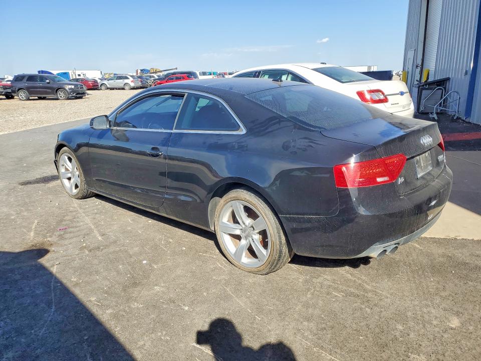 2015 Audi A5 VIN WAUCFAFR0FA054552 COPART salvage auction — MINOR DENT/SCRATCHES, Tx - Certificate Of Title (P), sold $15,600 on 2026-07-09 (photo 2)