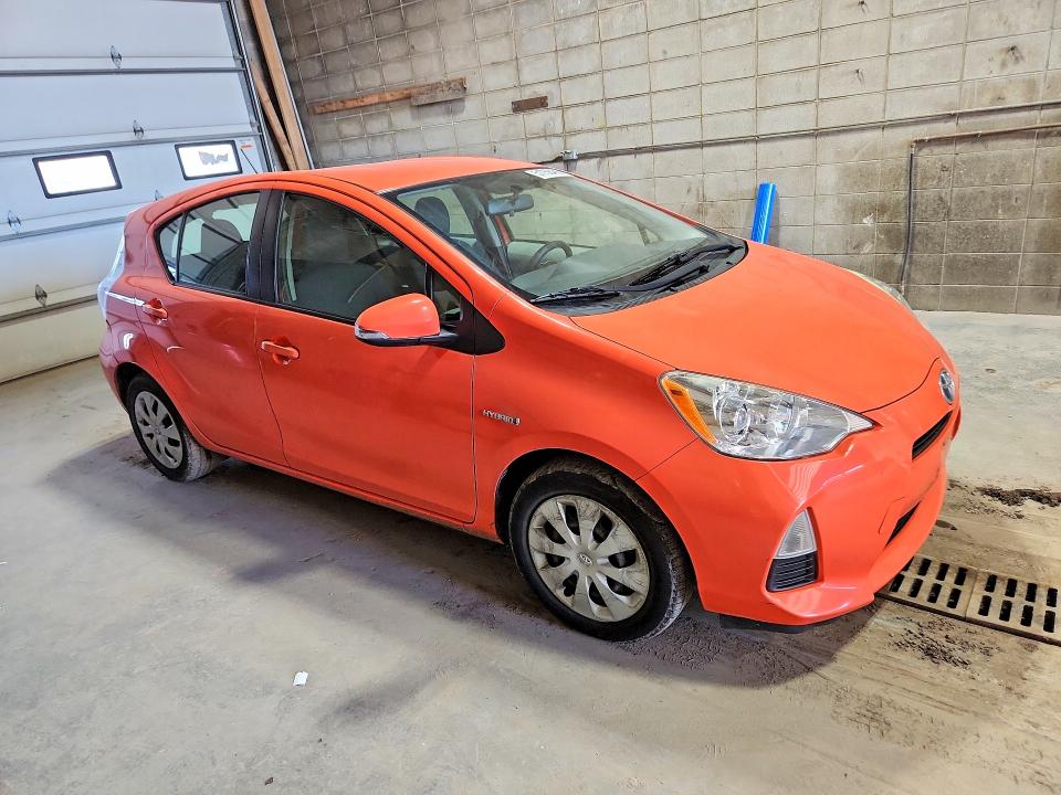 2014 Toyota Prius VIN JTDKDTB33E1080742 COPART salvage auction — SIDE, Mn - Cert Of Title-Salvage, sold $500 on 2026-07-28 (photo 4)
