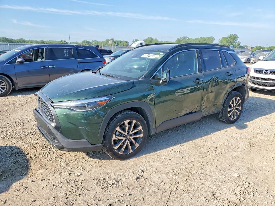 2022 Toyota Corolla cross VIN 7MUDAABG3NV002706 COPART salvage auction — SIDE, KS - CERT OF TITLE-SALVAGE, sold $7,000 on 2026-07-14 (photo 1)