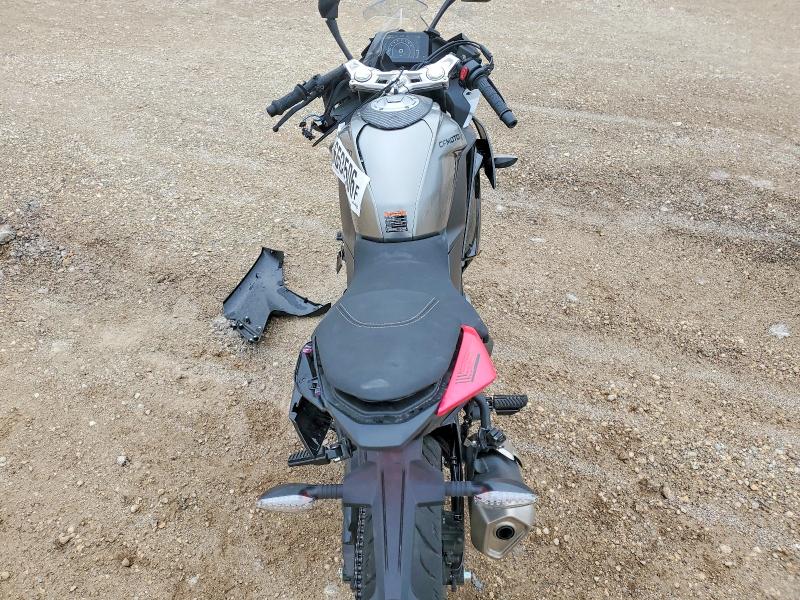 2025 Cf moto 300ss VIN LCEPDPL75S6002329 COPART salvage auction — FRONT END, TX - SALVAGE VEHICLE TITLE, sold $275 on 2026-07-02 (photo 6)