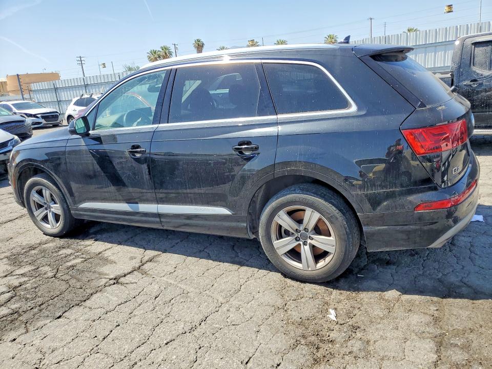2019 Audi Q7 VIN WA1AHAF7XKD020639 COPART salvage auction — MINOR DENT/SCRATCHES, Ca - Dis/Dlr/Exp Only Clean Title (P), sold $8,000 on 2026-07-27 (photo 2)