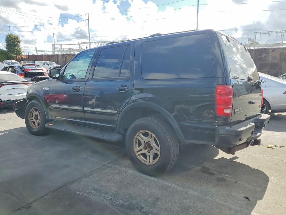 2002 Ford Expedition VIN 1FMEU15L52LA64485 COPART salvage auction — FRONT END, Ca - Salvage Certificate, sold $325 on 2026-07-08 (photo 2)