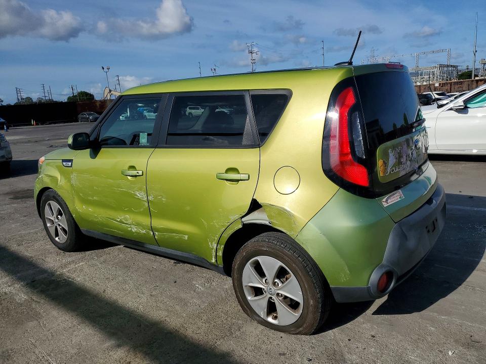 2015 Kia Soul VIN KNDJP3A59F7760648 COPART salvage auction — SIDE, CA, sold $1,150 on 2026-07-15 (photo 2)