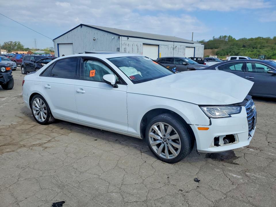 2017 Audi A4 VIN WAUANAF40HN039012 COPART salvage auction — FRONT END, IL - SALVAGE CERTIFICATE, sold $775 on 2026-07-24 (photo 4)